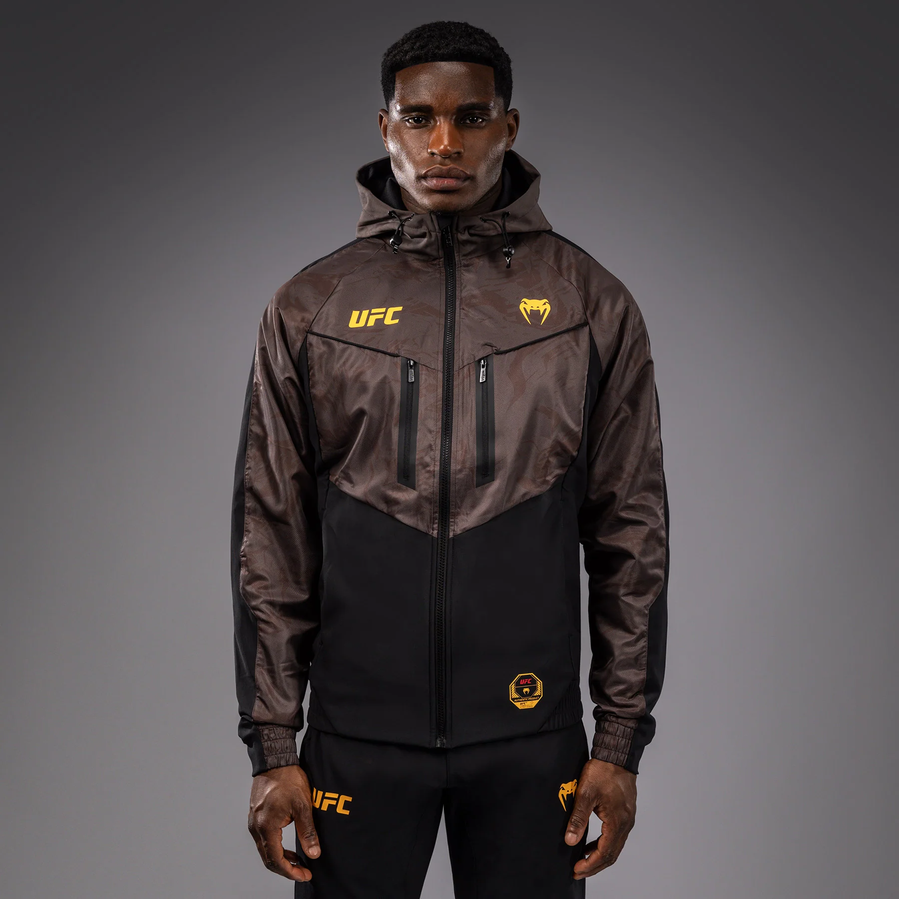 Veste à Capuche Zippé pour Hommes UFC Fusion by Venum Fight Week - Marron Terrestre – Image 5