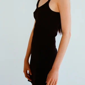 La robe fine bretelle